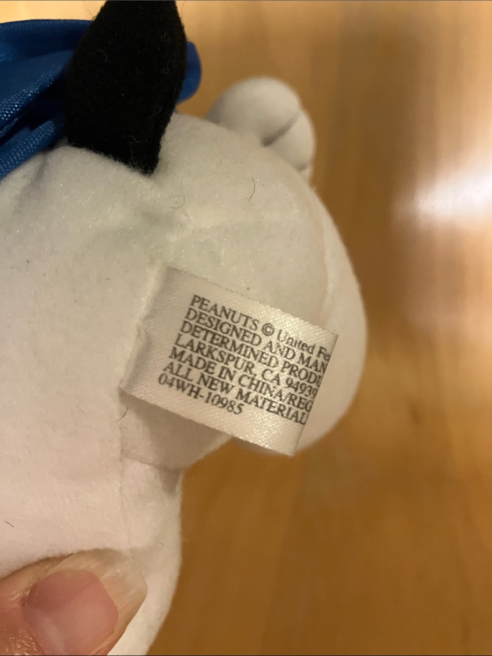 MetLife Promotional Beagle Scout Snoopy Plush with Working Backpack - Picture 5 of 10